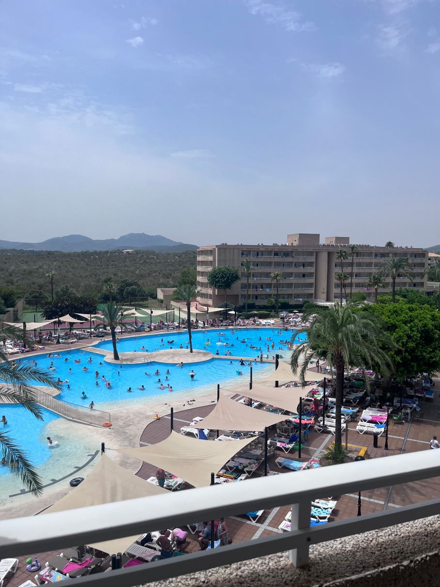 卡拉罗马尼俱乐部酒店-旅行者