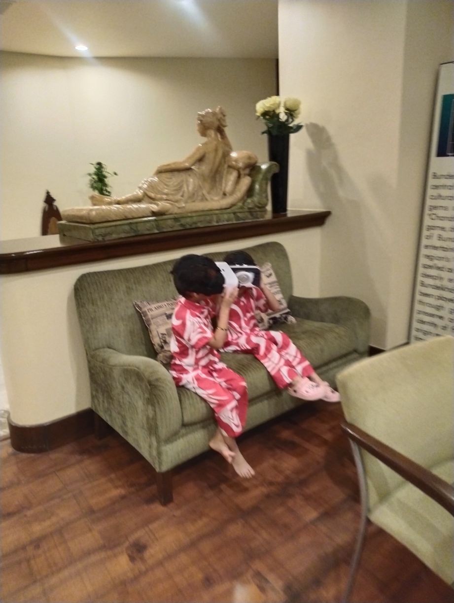 克久拉霍丽筠酒店-旅行者