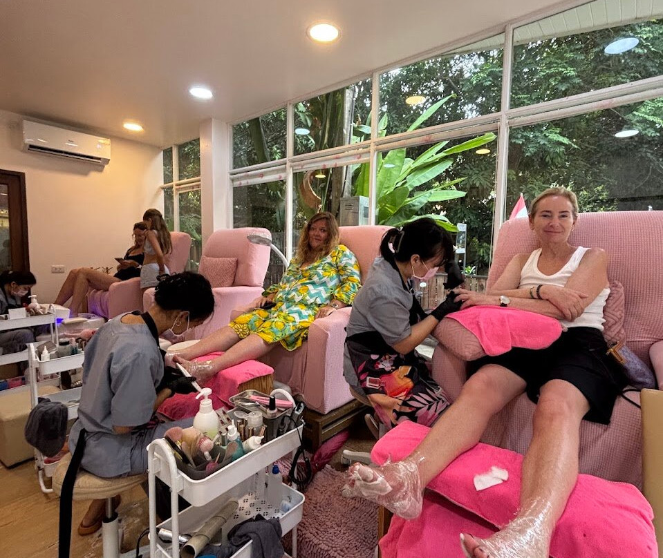 AtSign Nail Salon & Spa-Ban Tai必去景点