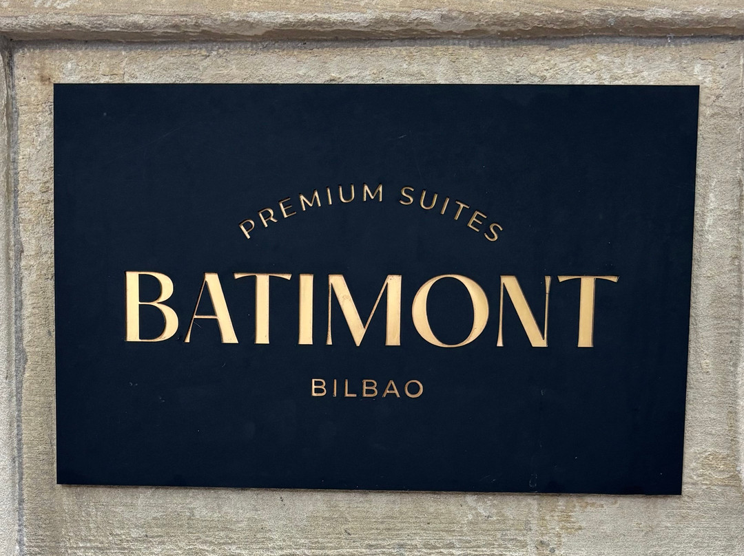 Batimont Suites