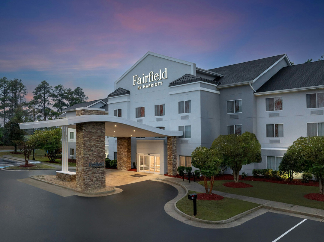 Courtland酒店住宿-Fairfield by Marriott Inn & Suites Emporia I-95