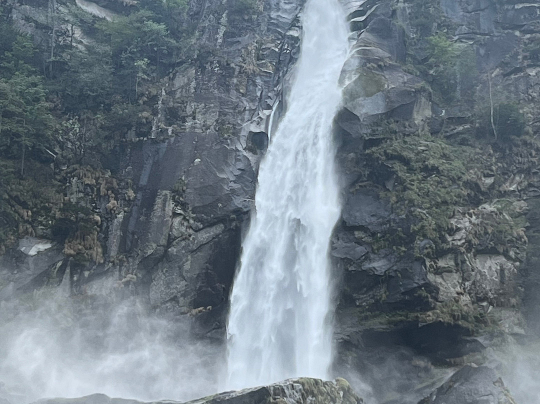 Waterfall of Foroglio-Foroglio必去景点