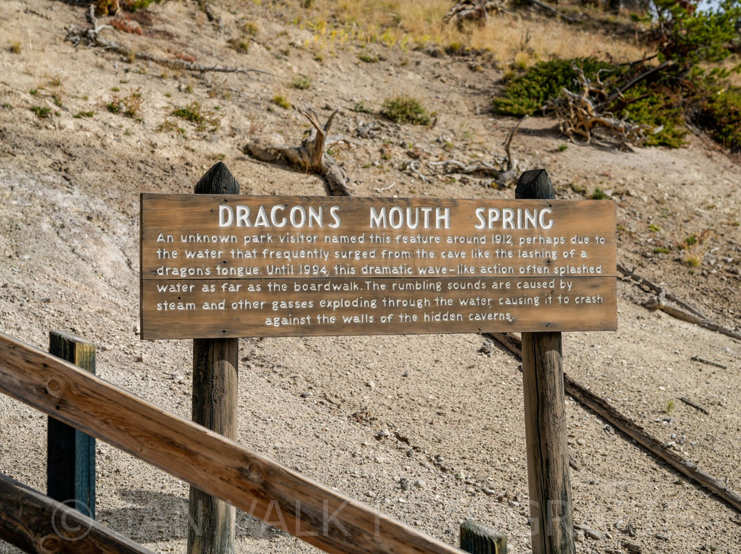 Dragon's Mouth Springs-黄石国家公园必去景点