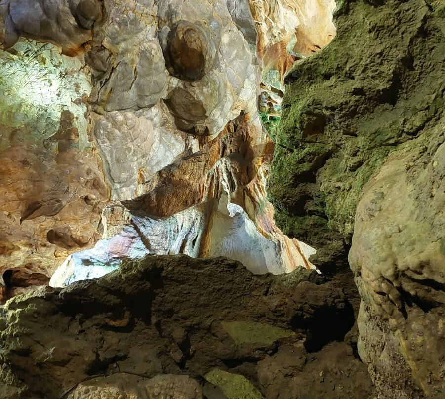 Tropfsteinhöhle Griffen-Griffen必去景点