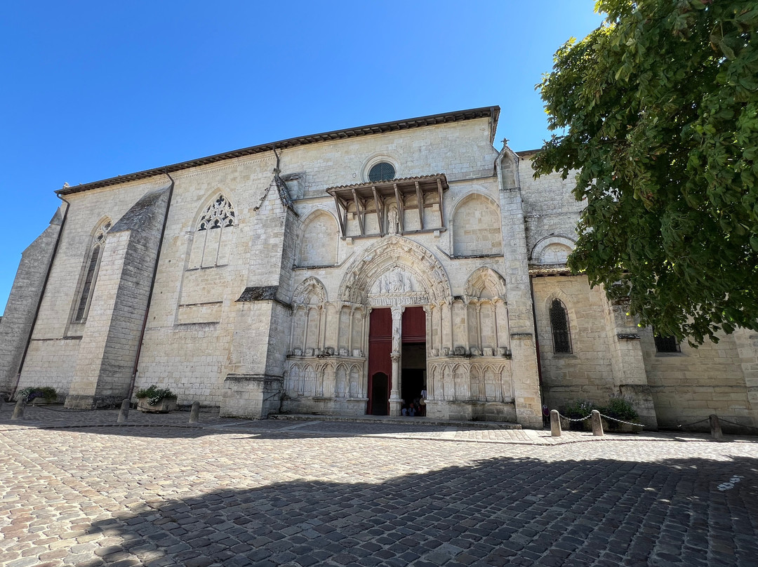 Eglise Collegiale de Saint-Emilion-圣埃美隆必去景点