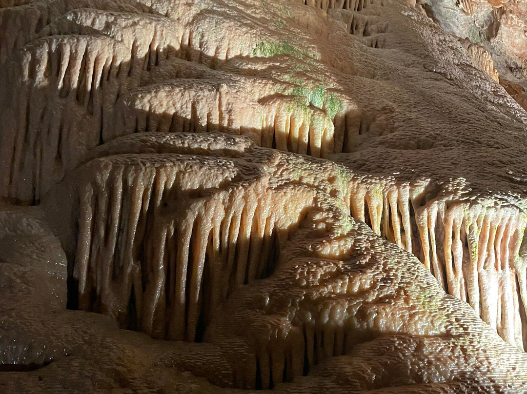 Crystal & Fantasy Caves-Hamilton Parish必去景点