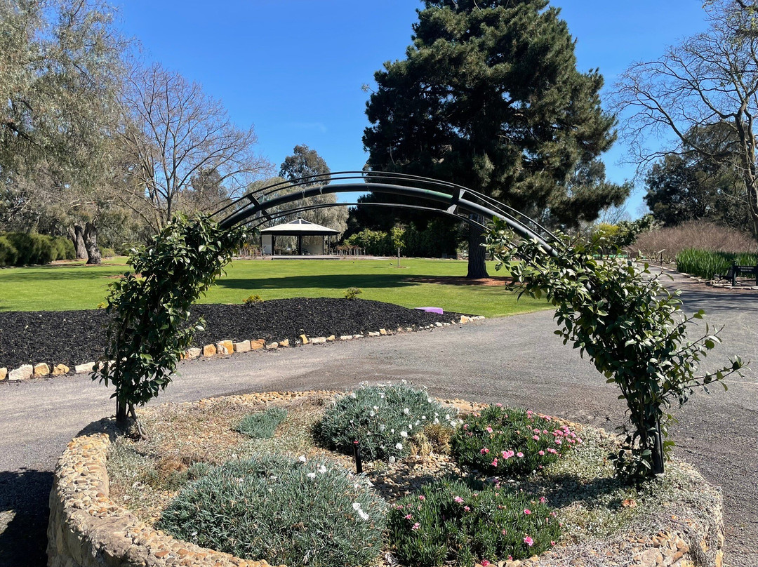 Horsham Botanical Gardens-霍舌姆必去景点