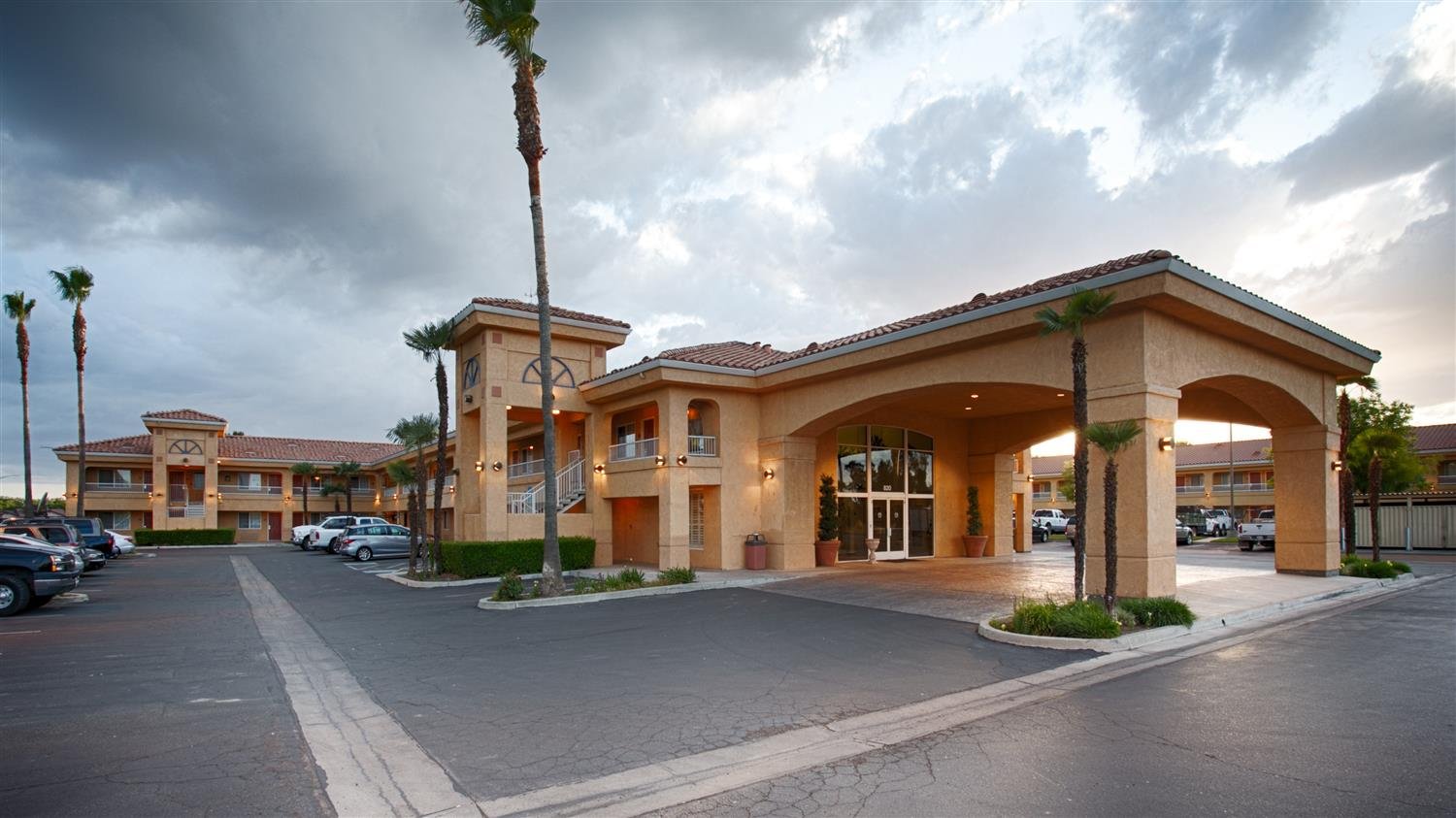 Best Western Inn & Suites Lemoore-官方