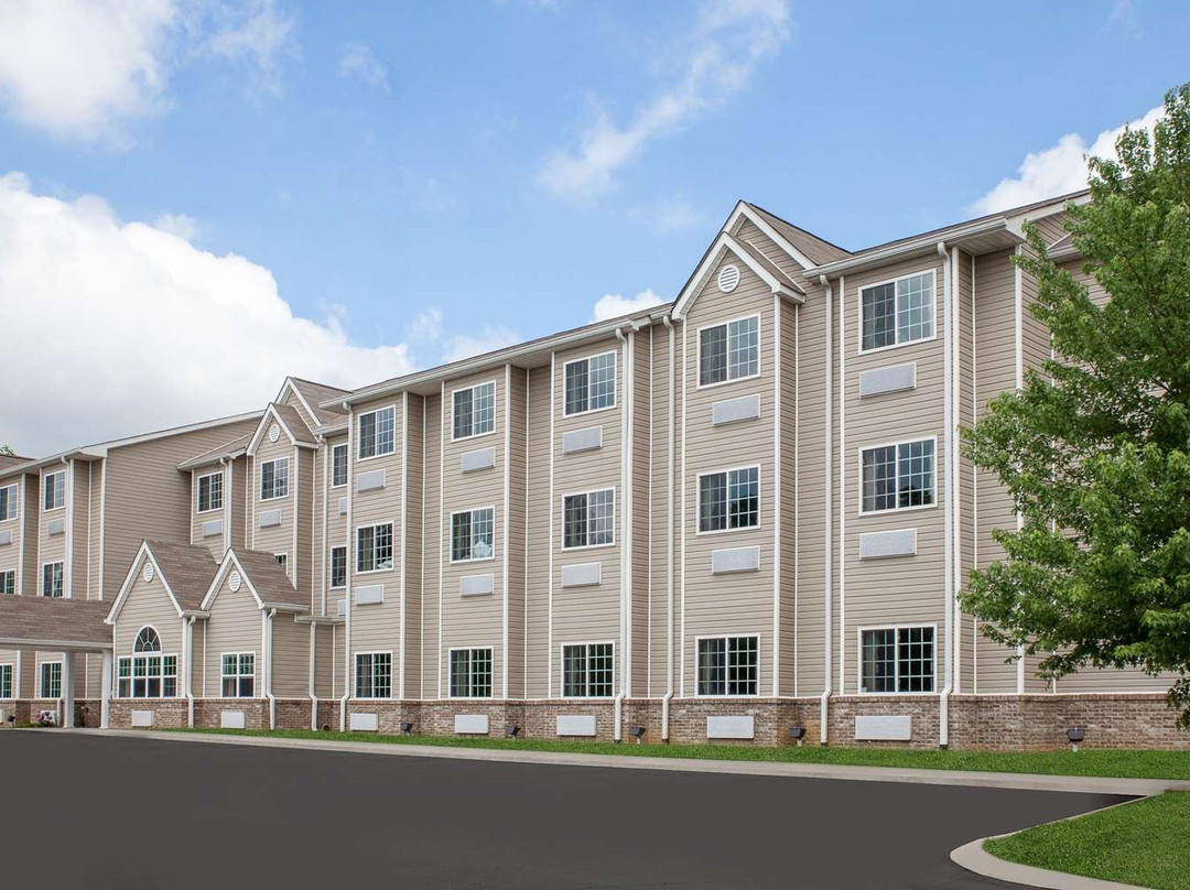 Microtel Inn & Suites by Wyndham Manchester - Newly Renovated