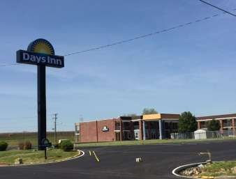 Days Inn by Wyndham Cave City