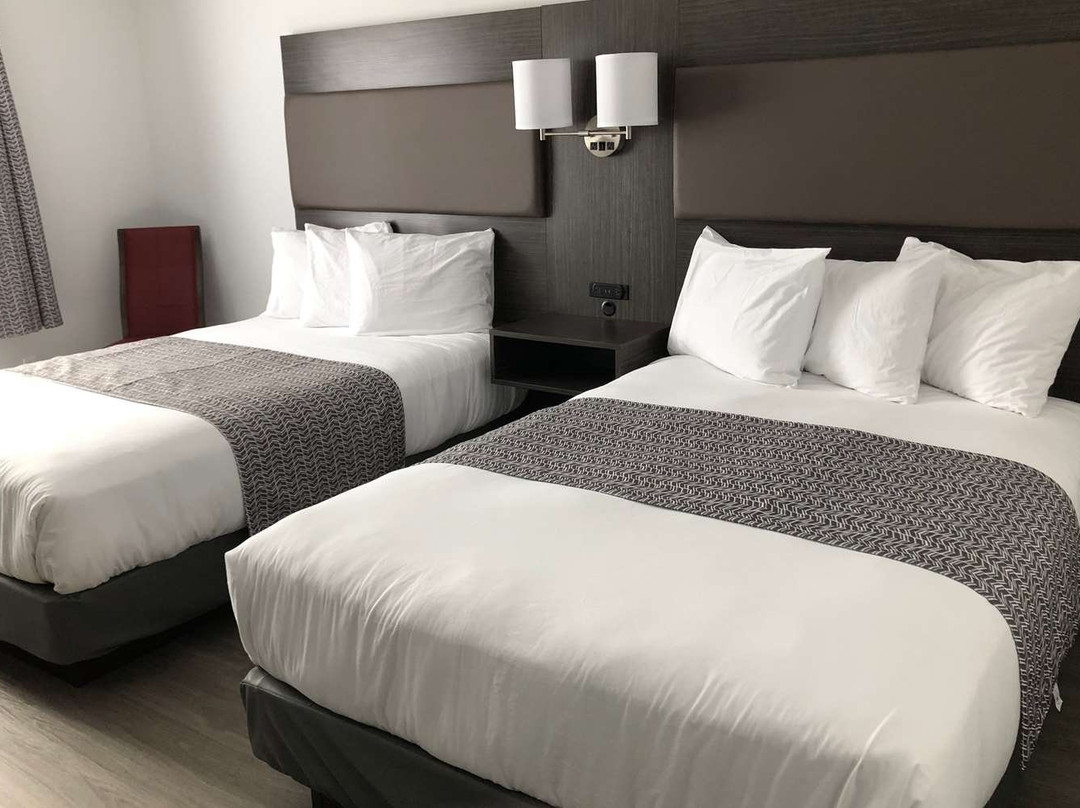 Travelodge By Wyndham Rigaud主图