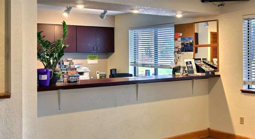 Days Inn & Suites by Wyndham Traverse City-官方