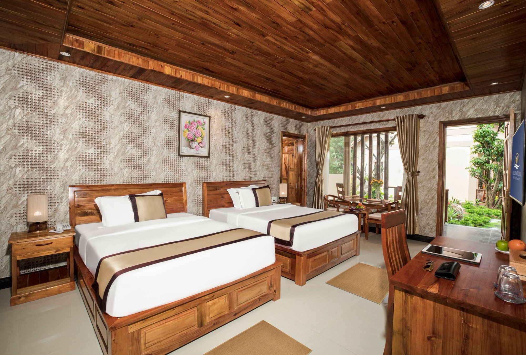 Golden Topaz Resort-官方