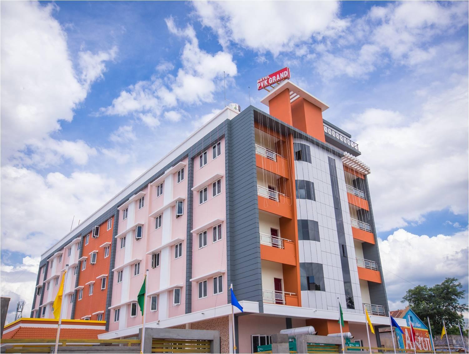 Hotel PVK Grand-客卧