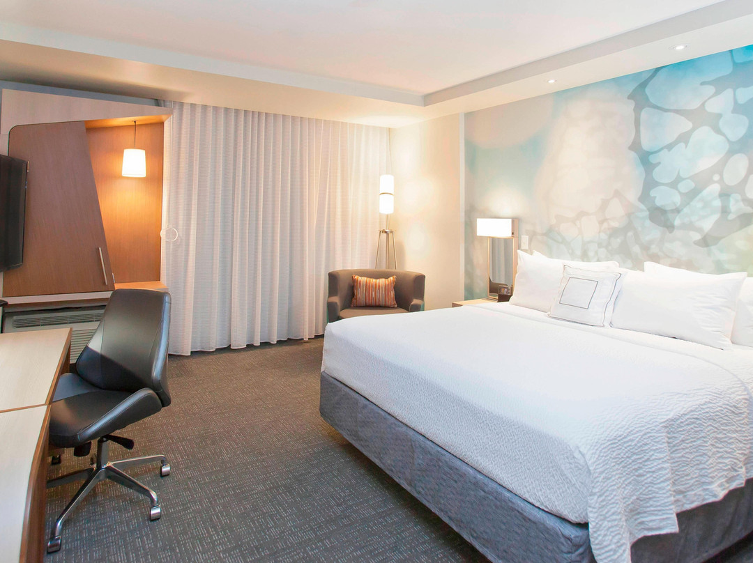 Courtyard by Marriott Houston City Place主图