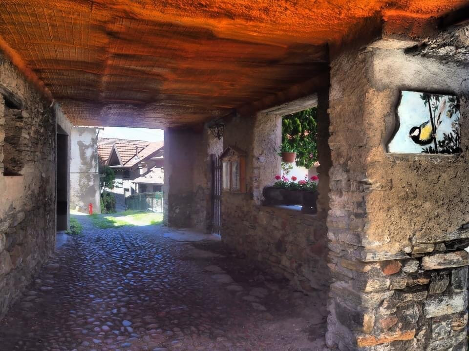 Borgo affrescato di Boarezzo景点图片