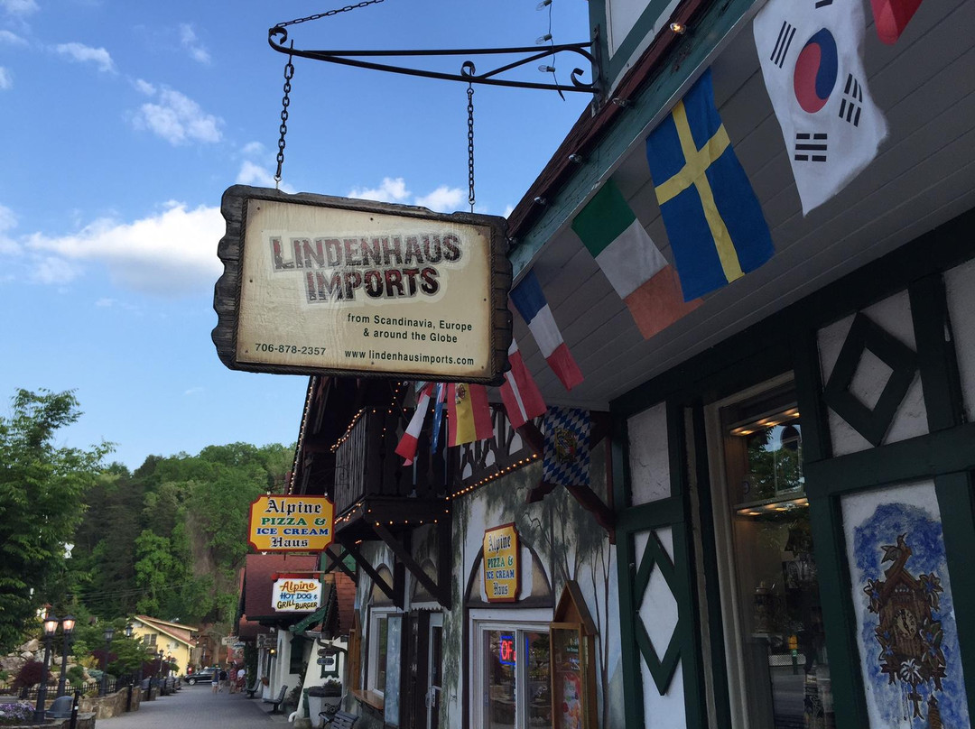 Lindenhaus Imports-海伦必去景点