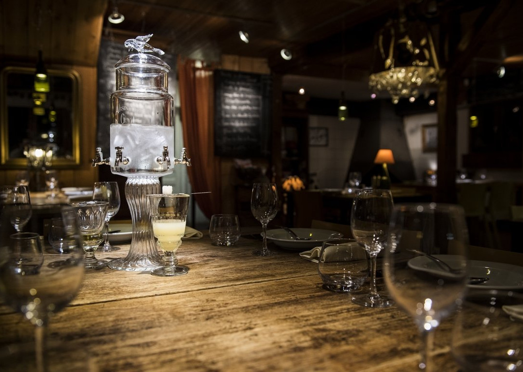 Mijoux餐馆和美食-L'anversis Table De Montagne