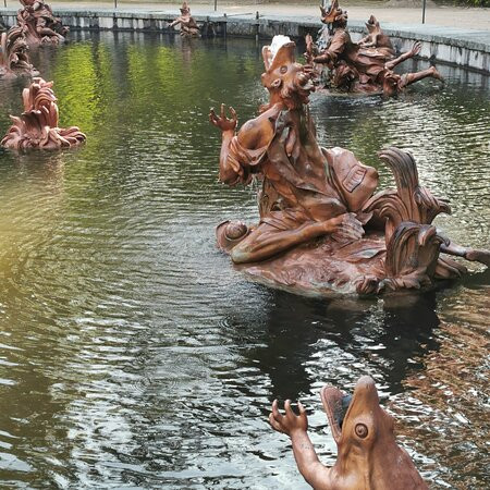 Fuente de las Ranas o de la Latona-La Granja de San Ildefonso必去景点