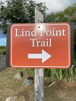 Lind Point Trail景点图片