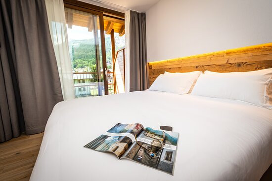 Nira Mountain Resort Futura主图