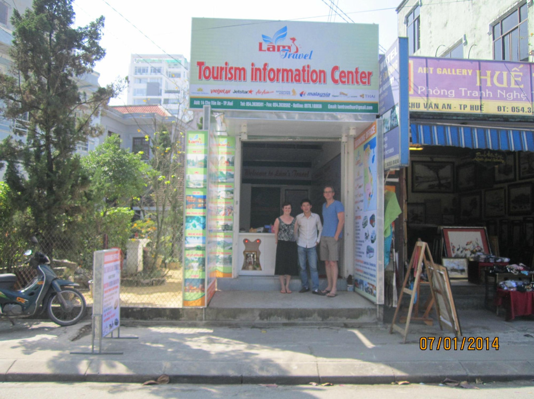 Lam's Travel - Private Day Tours