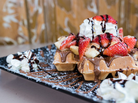 Ymittos餐馆和美食-Kati ti Glyko ston Ymitto