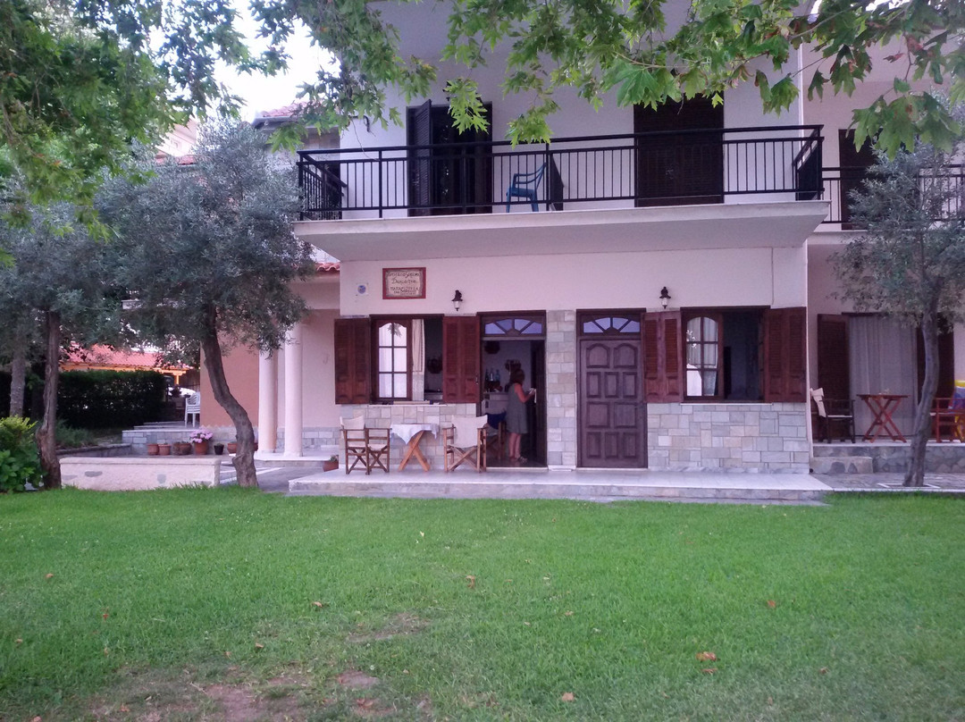Paparizou Apartments