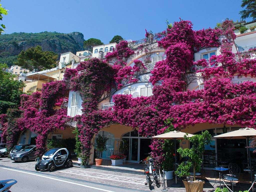 芭世缇酒店