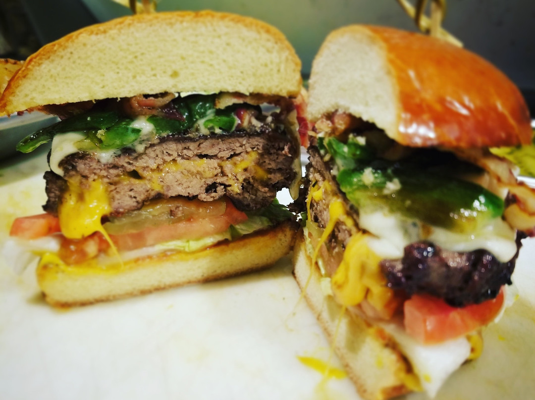 El Mirage旅游景点-Uptown Alley