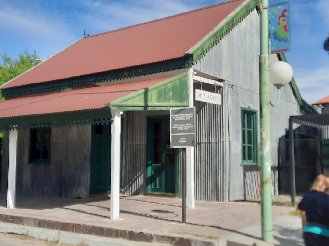 Antigua Estacion De Ferrocarril Dolavon