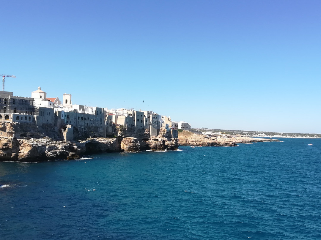 Scogliera del Lungomare Modugno景点图片