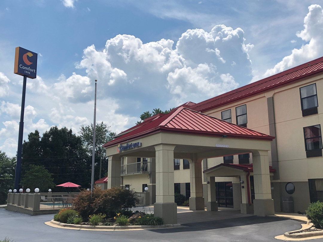 Comfort Inn Biltmore West主图