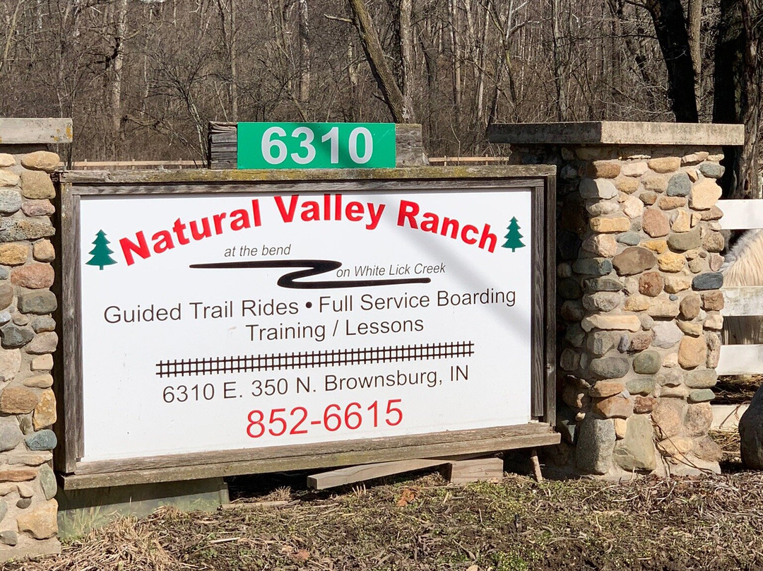 Natural Valley Ranch-Brownsburg必去景点