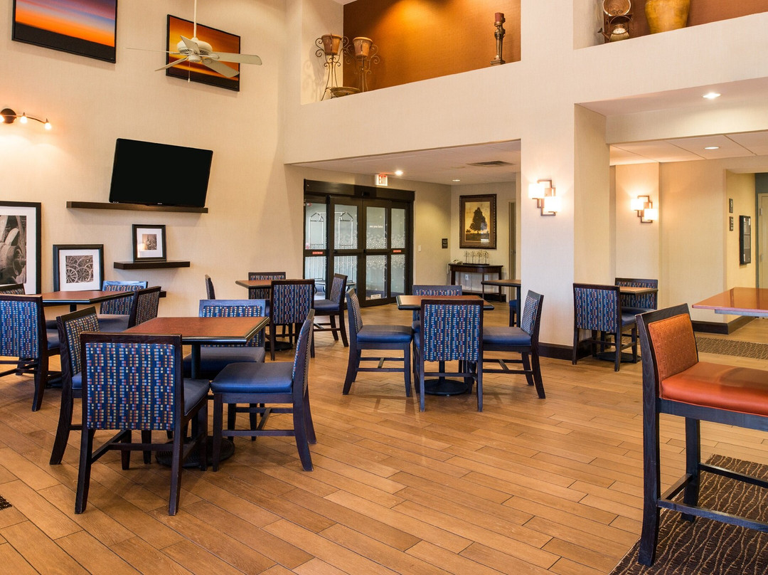 Hampton Inn & Suites Schertz主图