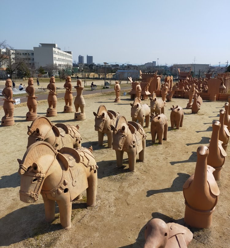 Imashirozuka Ancient Tomb-高规市必去景点