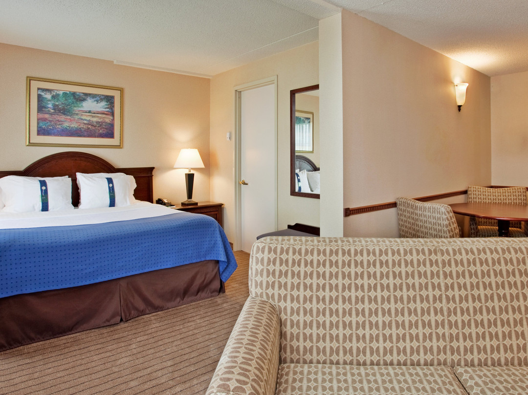 Holiday Inn & Suites Overland Park-conv Ctr By IHG主图