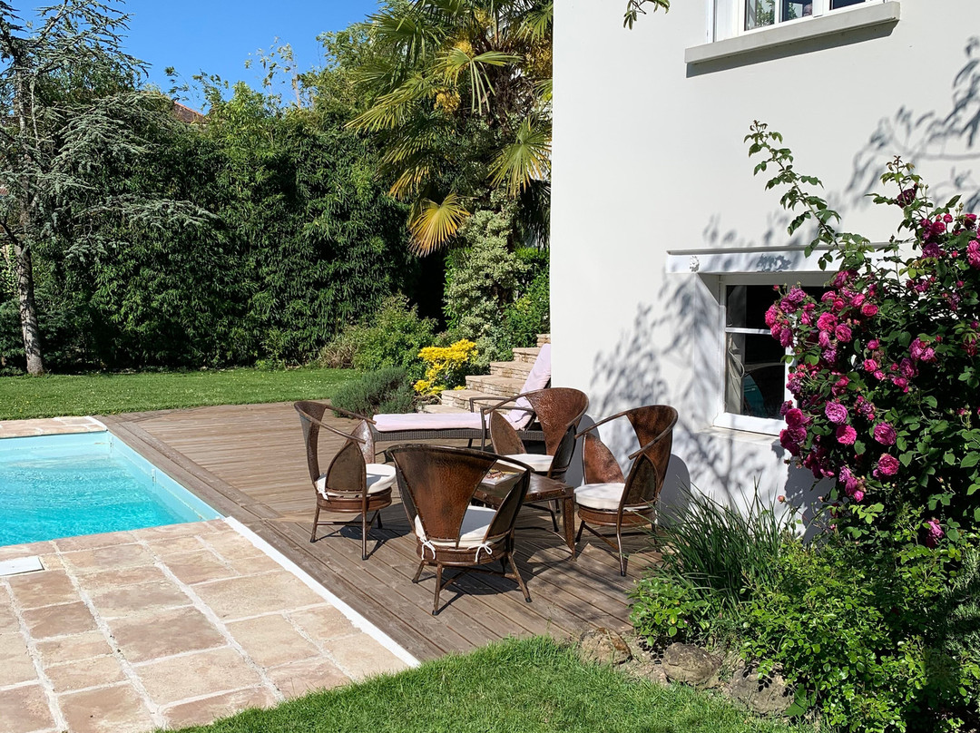 Maison d'Hôtes Joussaume Latour主图