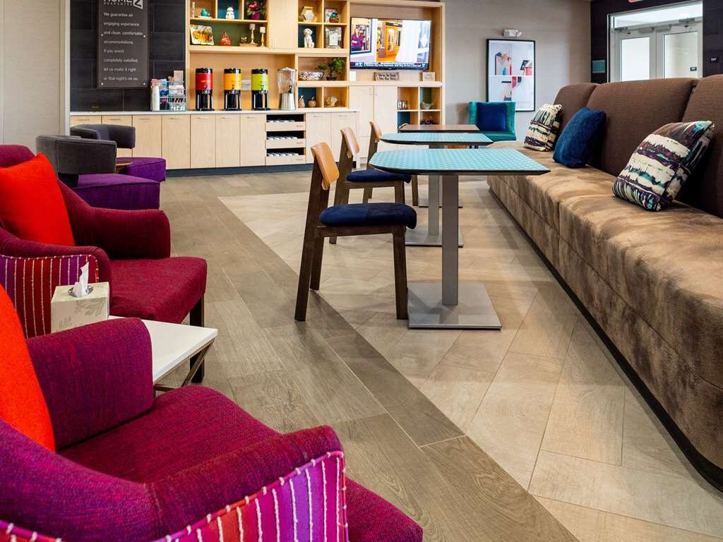 俄克拉何马城西北高速公路希尔顿惠庭套房酒店主图