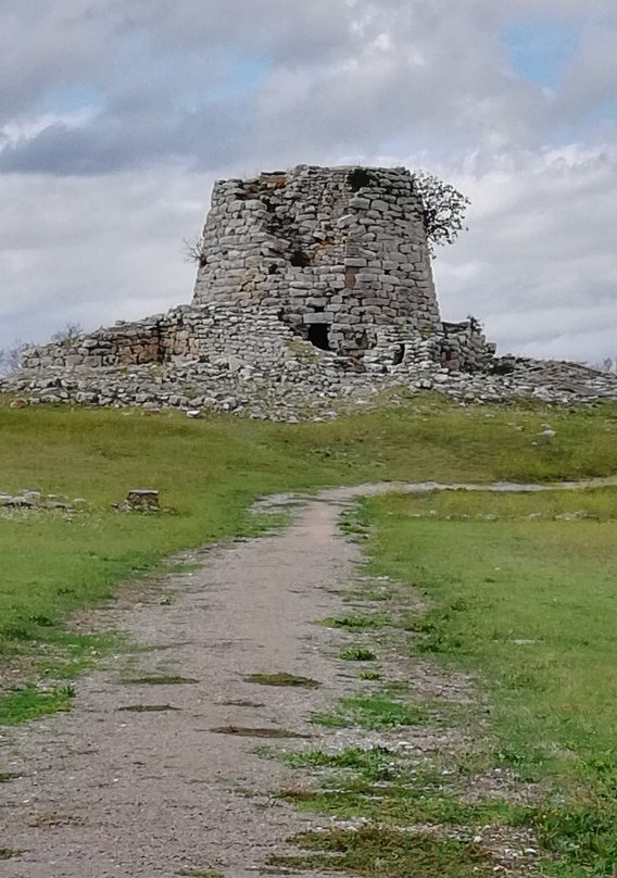 Nuraghe Is Paras-Isili必去景点