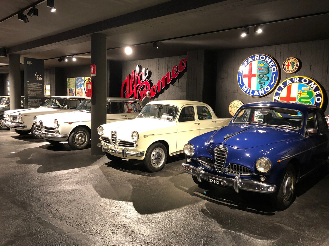 Museo Fratelli Cozzi Alfa Romeo景点图片