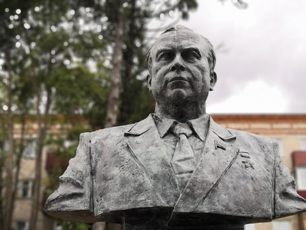 Monument to P.V. Finogenov