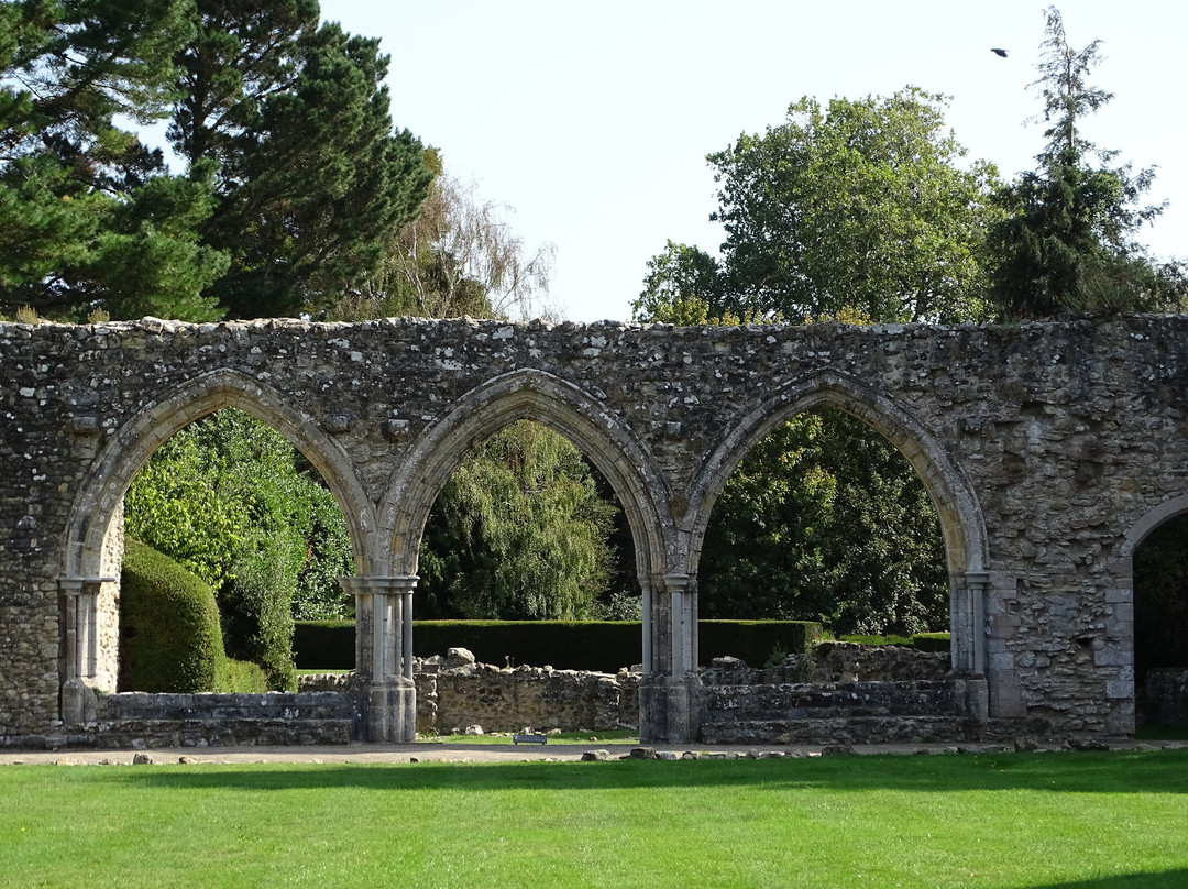 Beaulieu Abbey Church景点图片