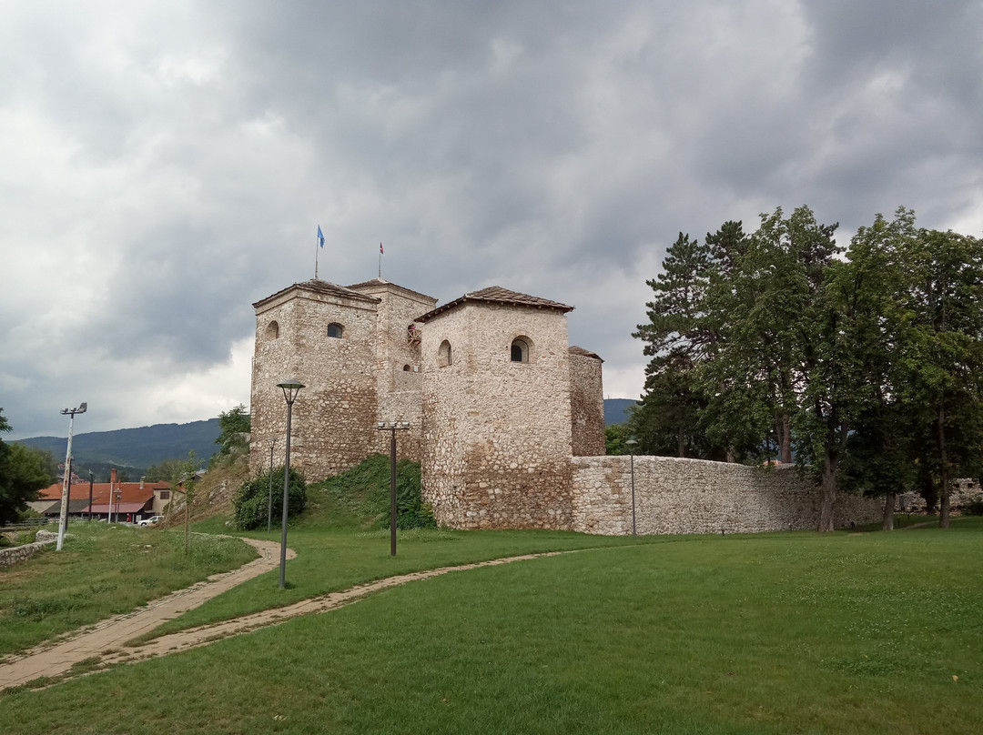 Pirot Fortress景点图片