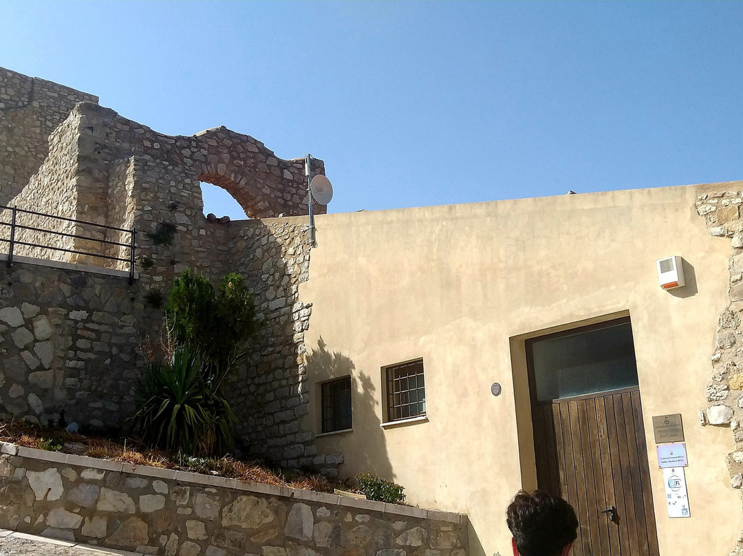 Castello di Palazzo Adriano景点图片