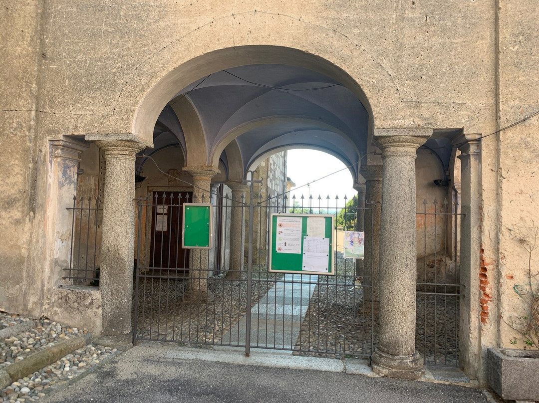 Chiesa di San Giorgio-Agrate Conturbia必去景点