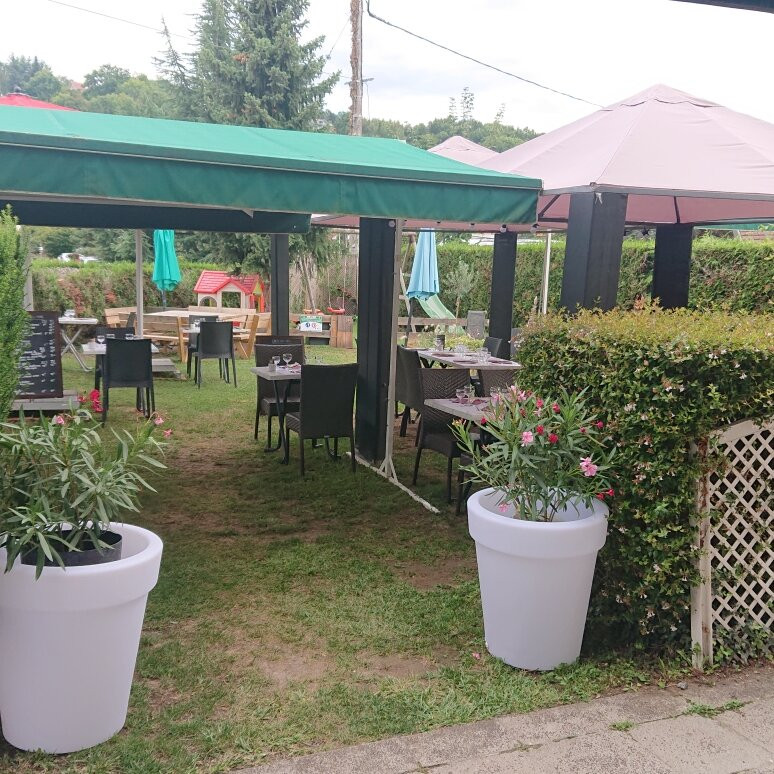 Champanges餐馆和美食-Les Pizzas D'Amphion