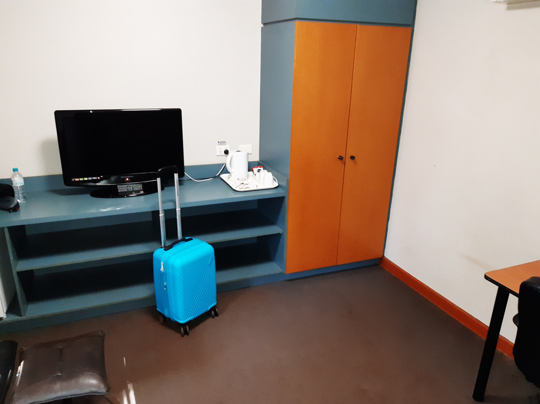 Seasons Hotel Newman主图