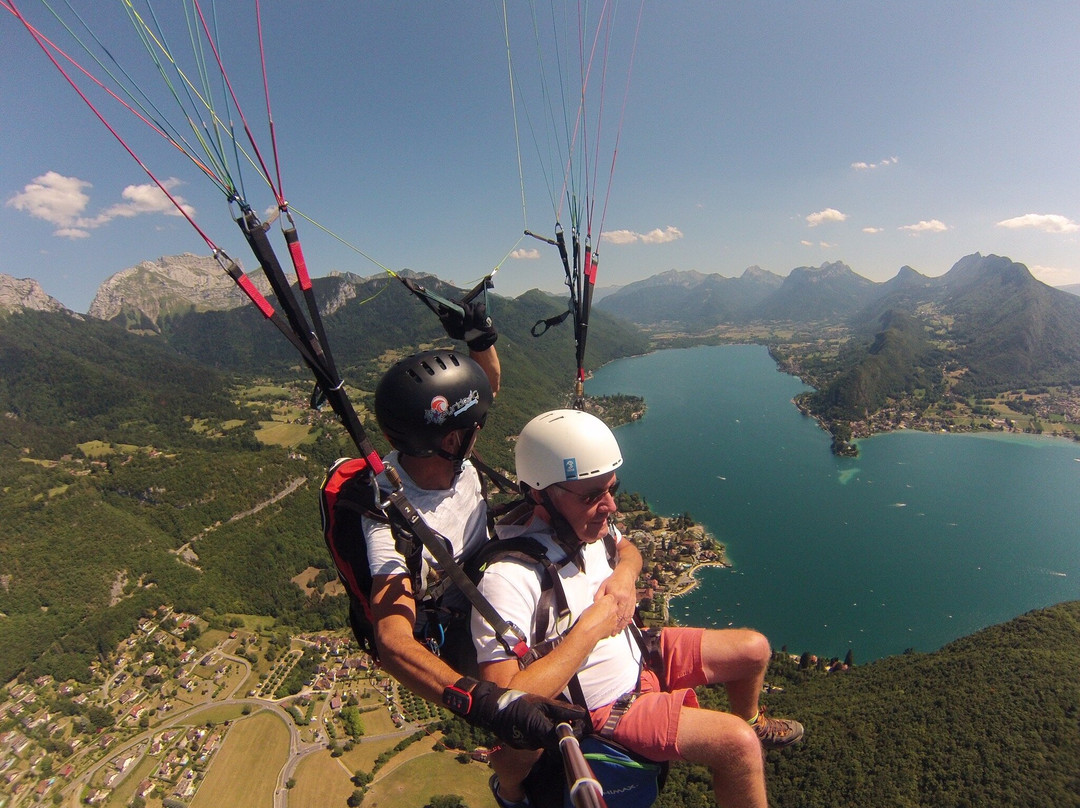 Les Grands Espaces Parapente Annecy景点图片