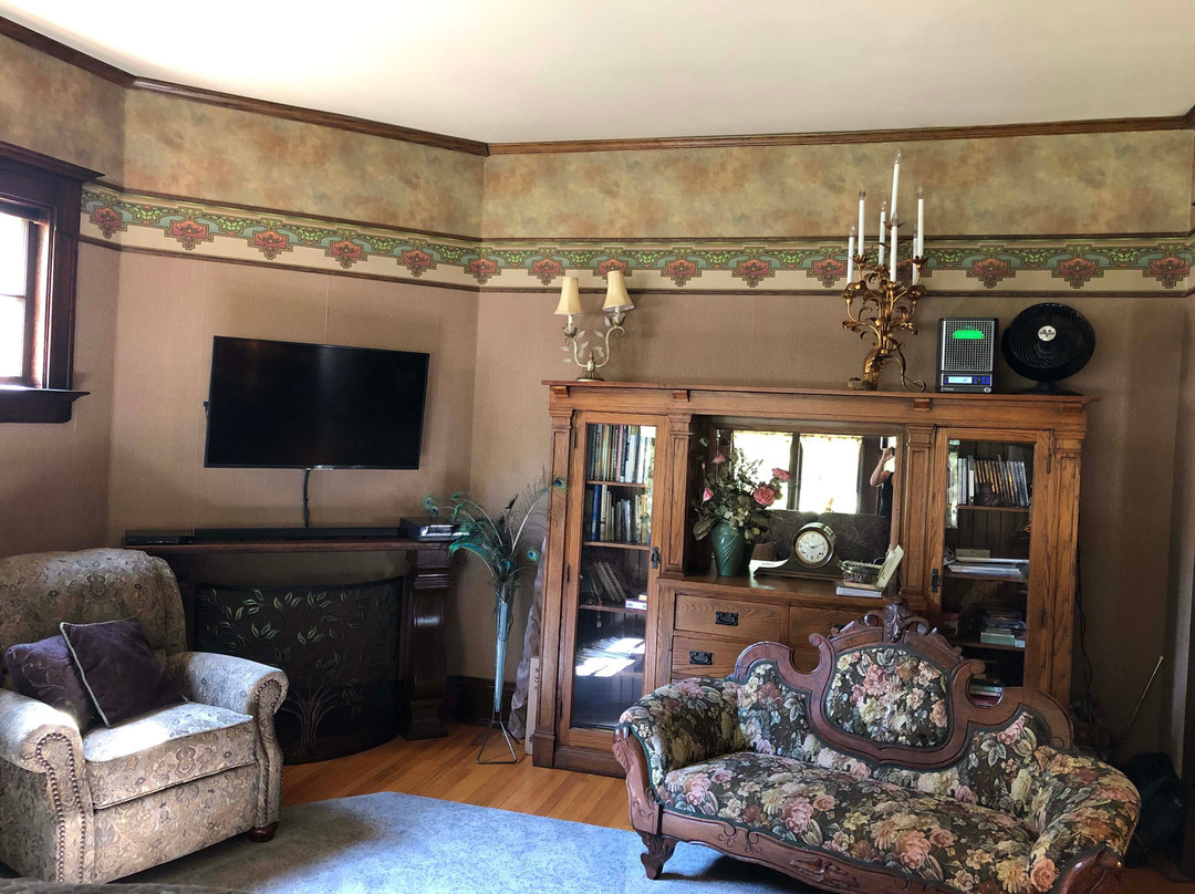 Red Forest Bed and Breakfast主图